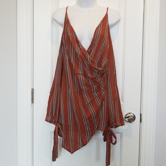 Luxxel Pants - Stripe Cold Shoulder Romper